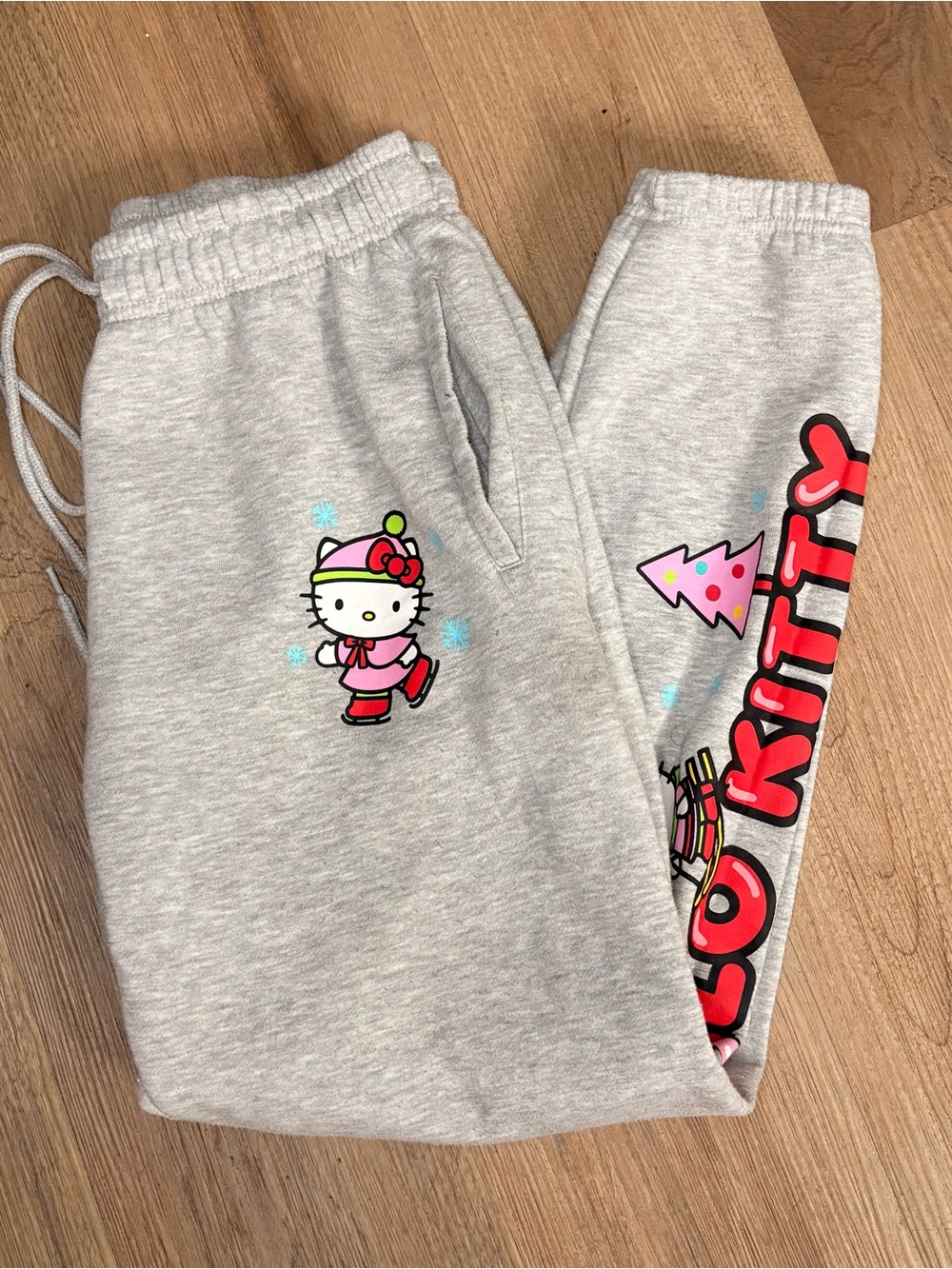 Aeropostale Gray Hello Kitty Graphic Sweatpants